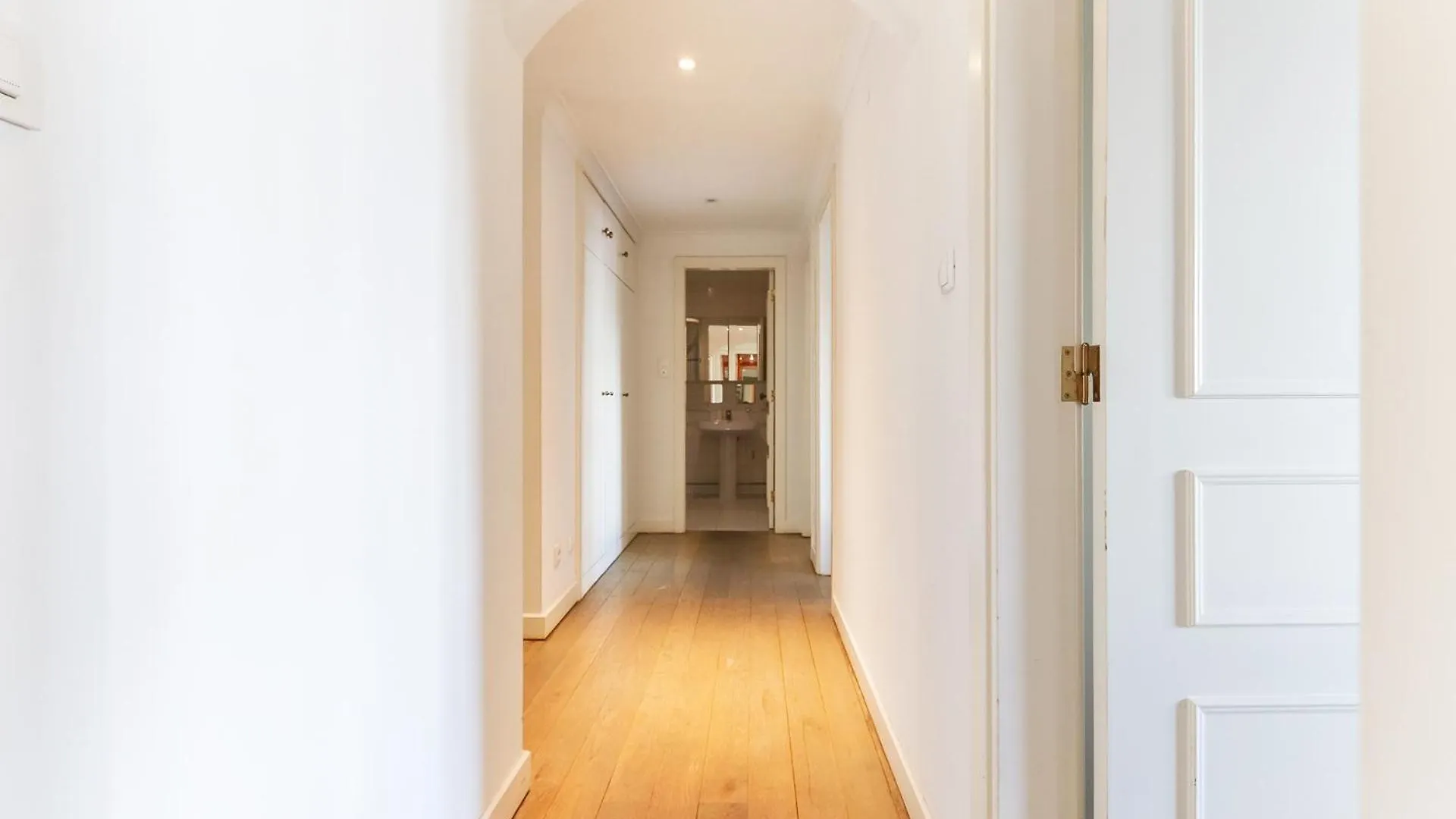 Laranjeiras Deluxe By Homing Apartment Lisbon Portugal